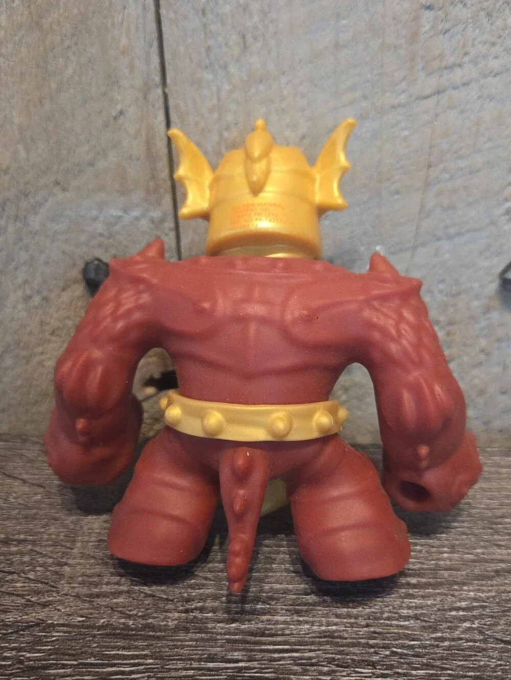 Heroes of Goo Jit Zu Stretch Strikers Hero Pack, Stretchy Action Figure Blazagon